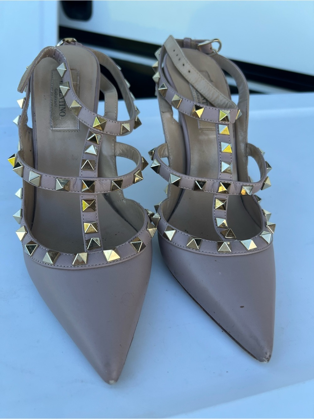 Valentino Nude Pink Rockstud T-Strap Pointed Pumps